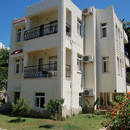 Linda Apart Hotel Side Exterior photo
