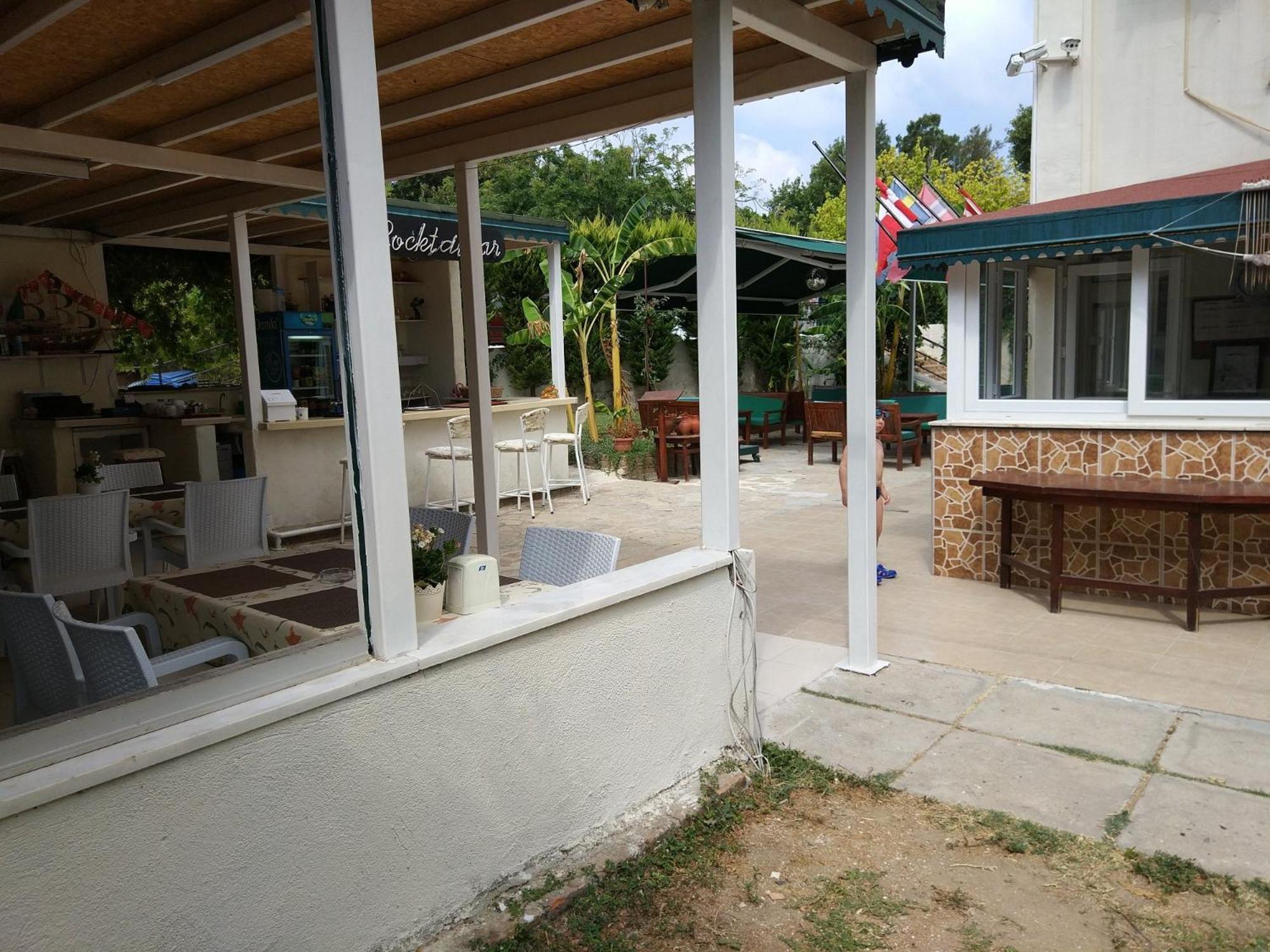 Linda Apart Hotel Side Exterior photo